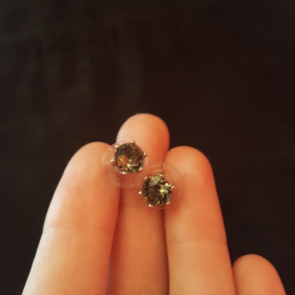 Stella and Dot studs
